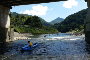 水質日本一の川辺川